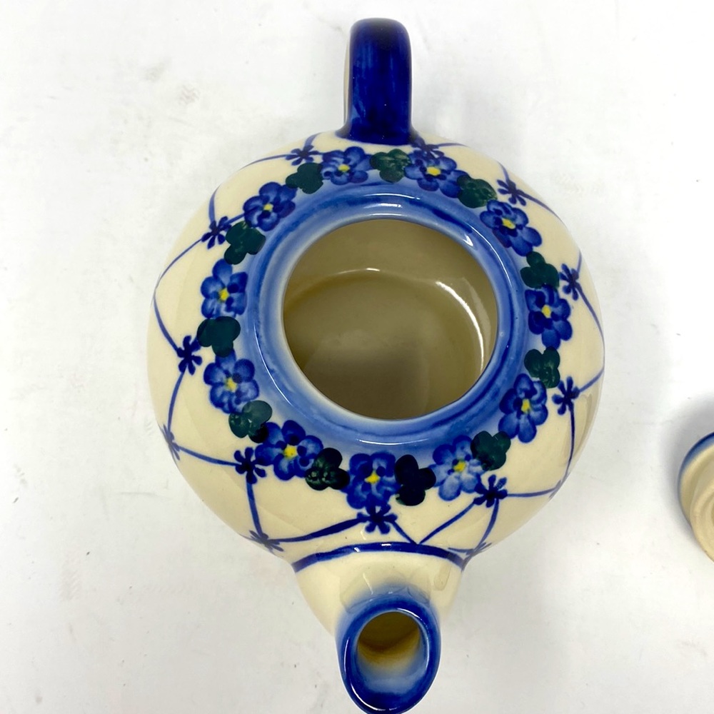 Handmade Polish Boleslawca Pottery Teapot - Picture 7 of 10